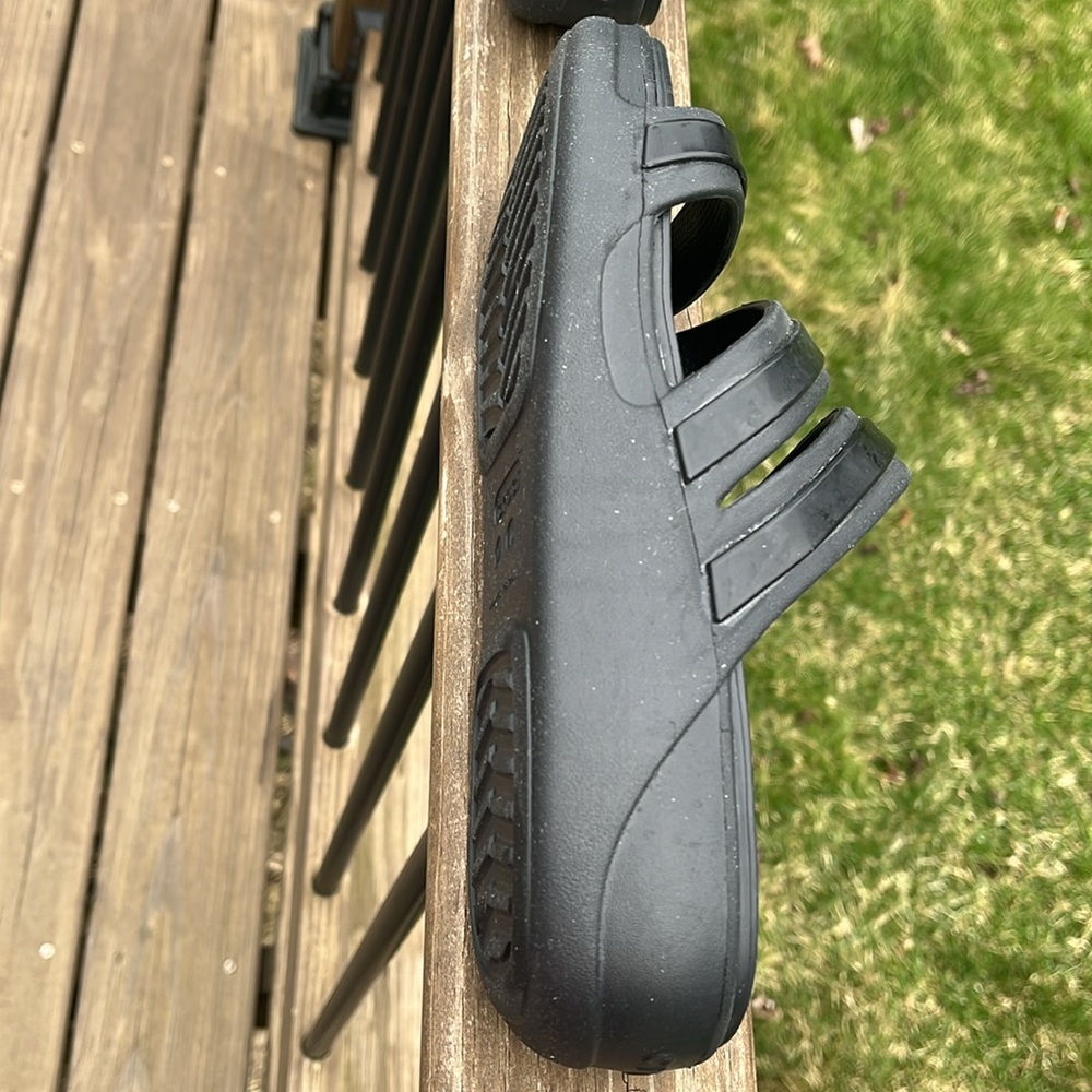CROCS Women’s Black Dual Comfort Slides - Picture 4 of 5